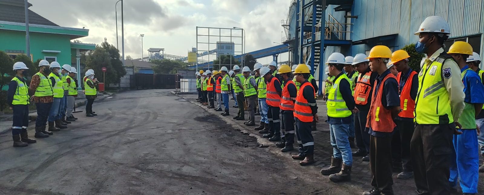 Safety Talk - PLTU 2x8 MW PT
